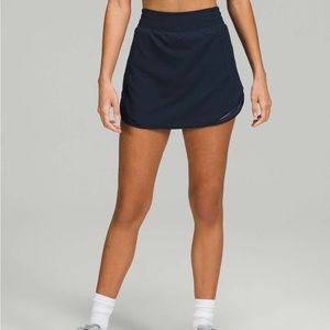 Lululemon Hotty Hot Skirt navy